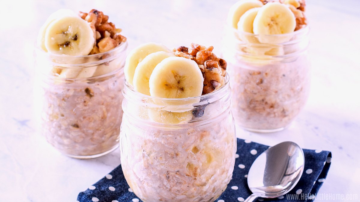 Wake Up Happy: Enjoy Delicious, No-Cook Banana Overnight Oats in Minutes